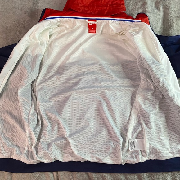 Nike USA Windbreaker Jacket - Picture 9 of 10